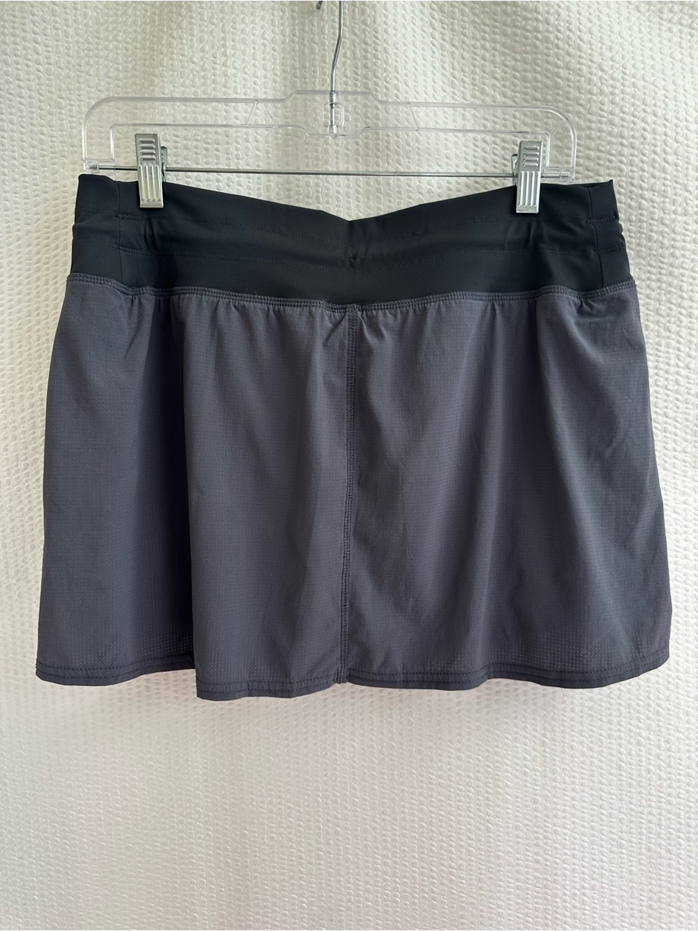 Vuori Daily Skirt Gray Built in Shorts Tennis Golf Running Women’s Size Large - Picture 2 of 6